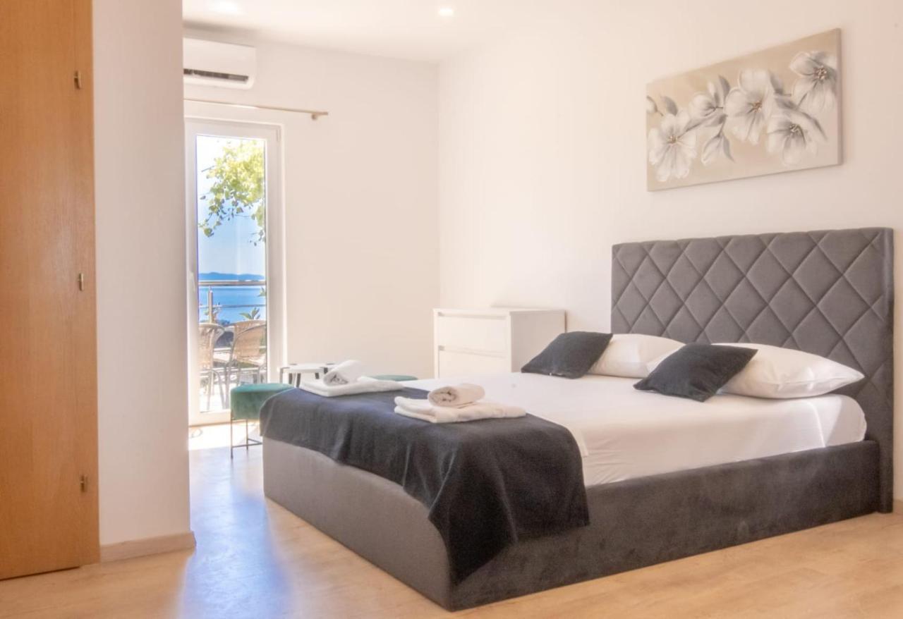 Apartment Cvita Free Beach Parking Makarska Eksteriør billede