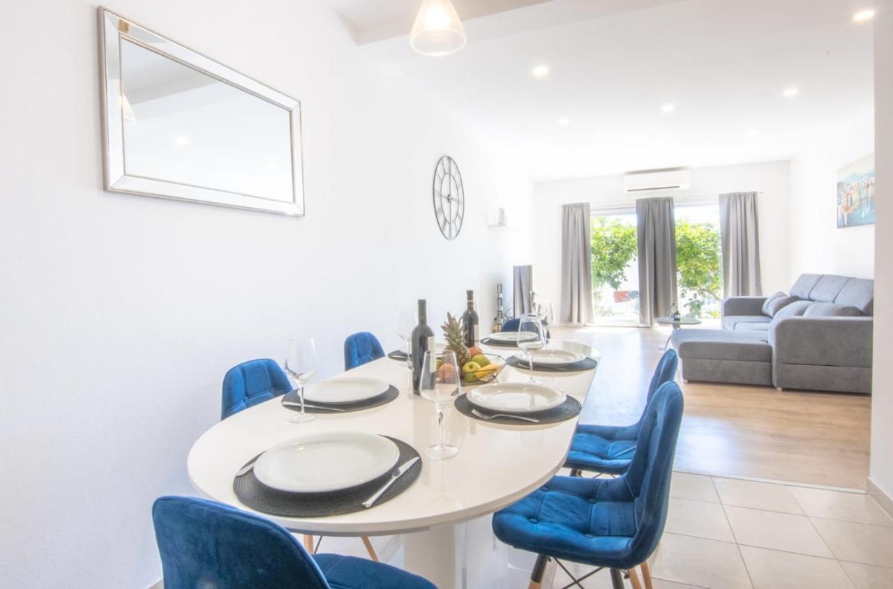 Apartment Cvita Free Beach Parking Makarska Eksteriør billede